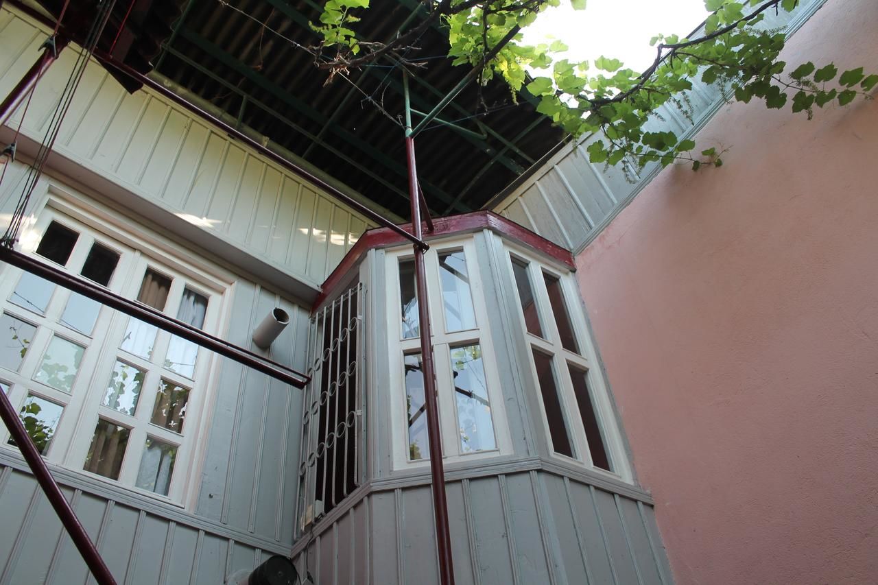Хостелы Hostel Old City Sololaki Тбилиси-13