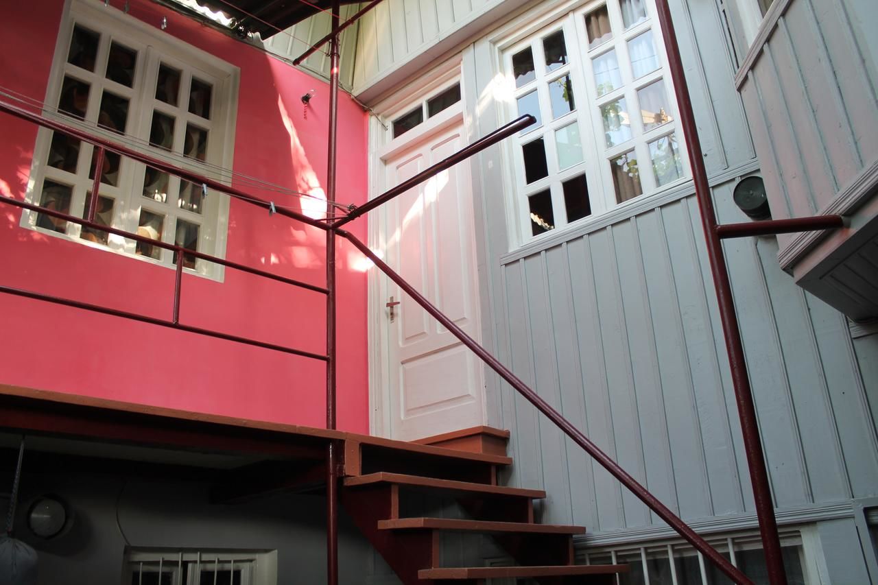 Хостелы Hostel Old City Sololaki Тбилиси-10